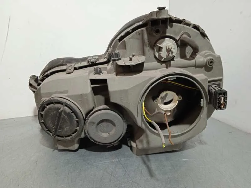 Faro Derecho para Mercedes-Benz Clase E (W210) Familiar