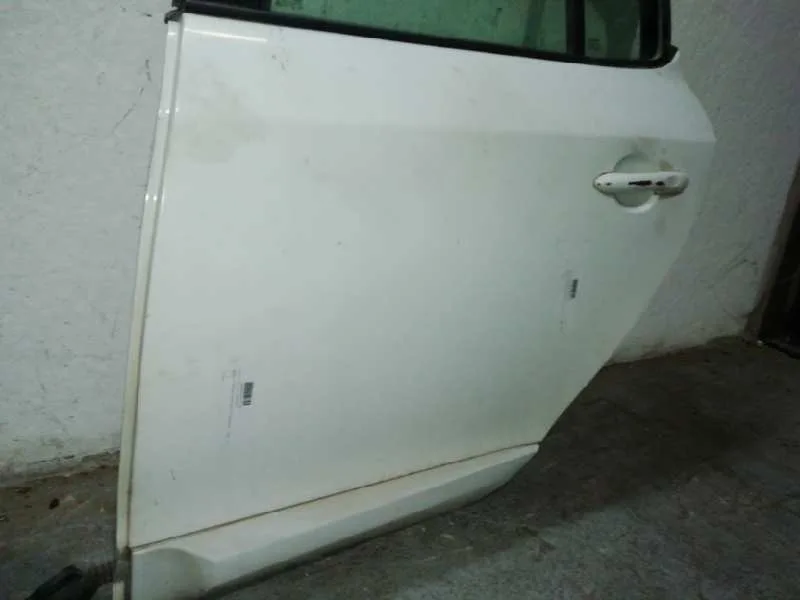 Puerta Trasera Izquierda para Renault Megane Iii Berlina 5 P
