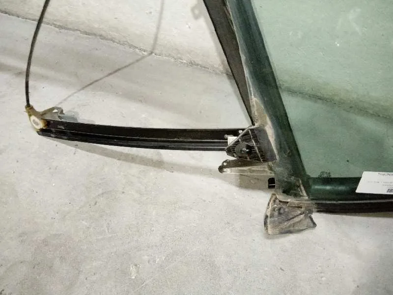 Elevalunas Delantero Izquierdo para Seat Exeo Berlina (3R2)