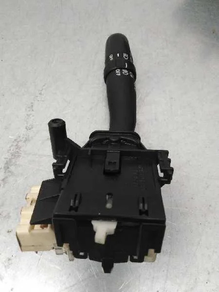 Mando Luces para Toyota Avensis Berlina (T25)