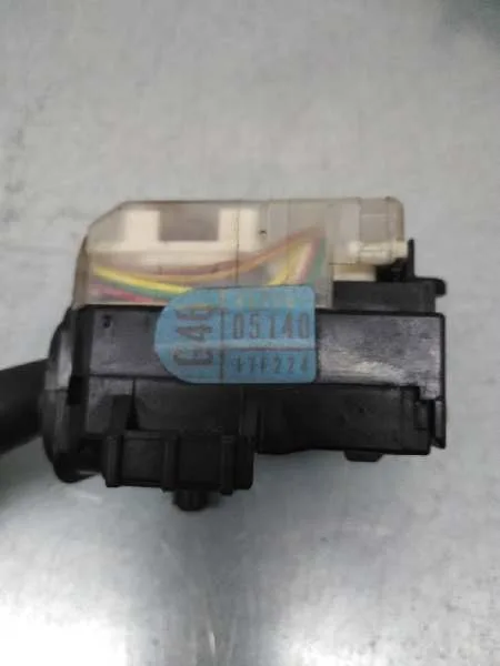 Mando Luces para Toyota Avensis Berlina (T25)