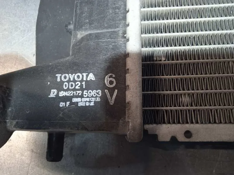 Radiador Agua para Toyota Avensis Berlina (T25)