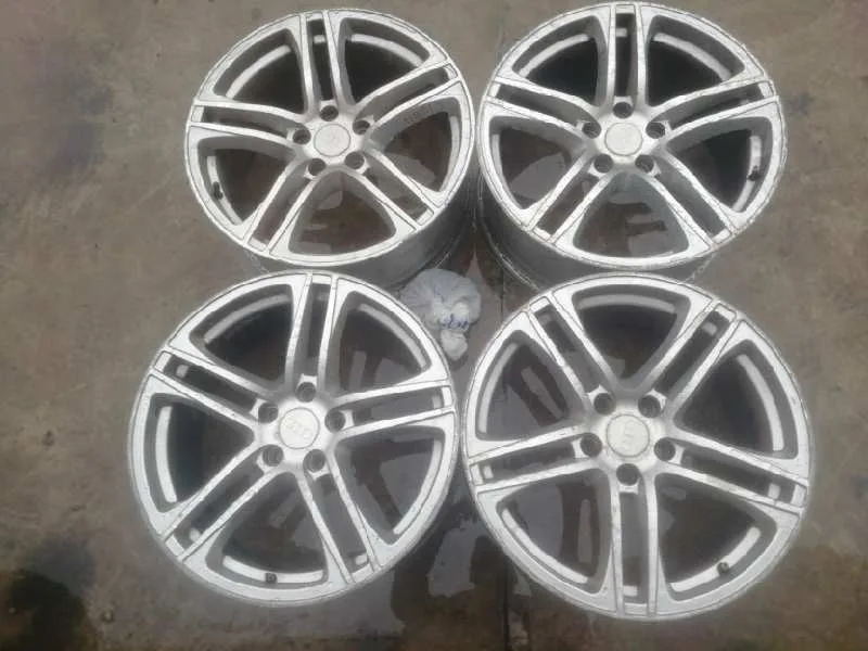 Juego Llantas para Audi A4 Berlina (8E)