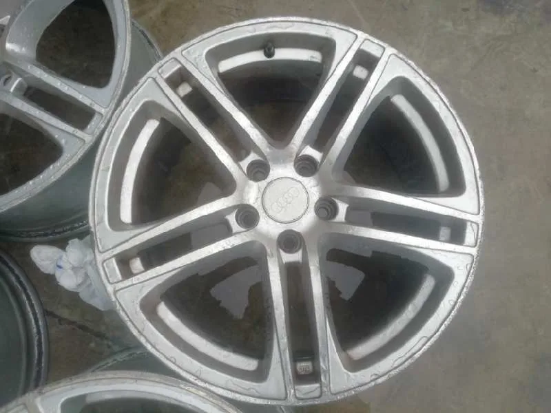 Juego Llantas para Audi A4 Berlina (8E)