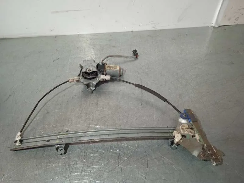 Elevalunas Delantero Izquierdo para Nissan Almera (N16/E)