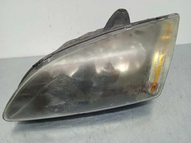 Faro Izquierdo para Ford Focus Berlina (Cap)