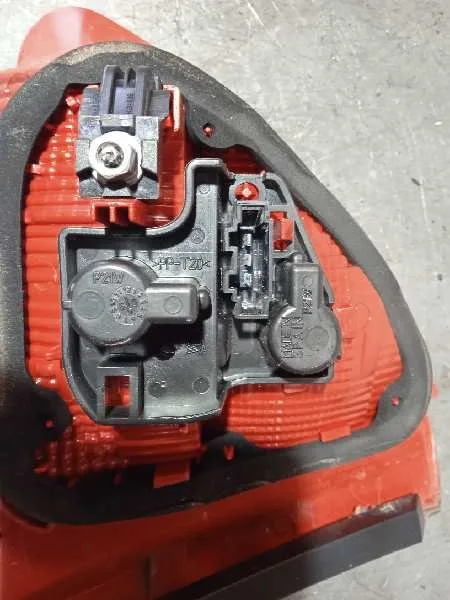 Piloto Trasero Derecho Interior para Seat Exeo Berlina (3R2)
