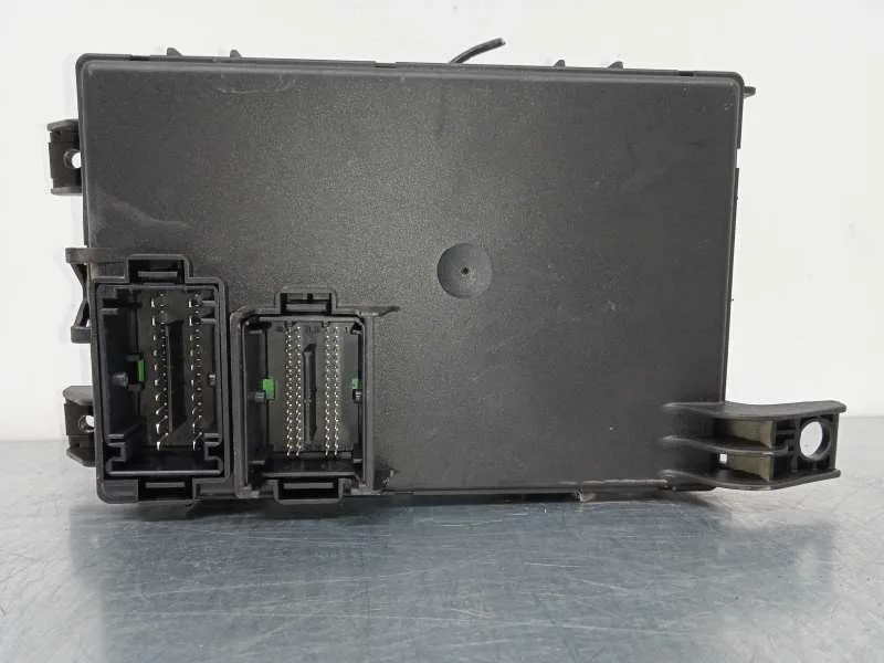 Caja Reles / Fusibles para Fiat Grande Punto (199)