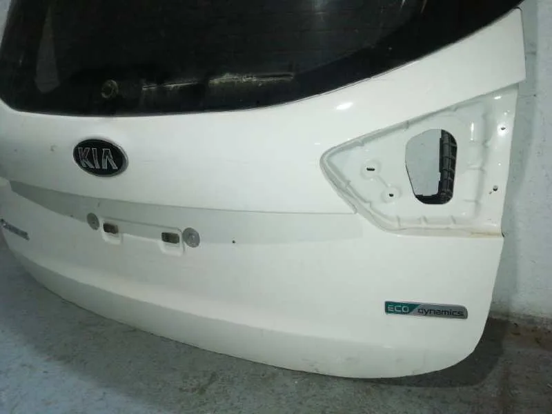 Porton Trasero para Kia Carens ( )