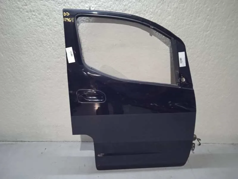 Puerta Delantera Derecha para Nissan Nv 200 (M20)