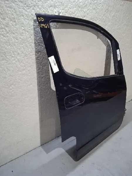 Puerta Delantera Derecha para Nissan Nv 200 (M20)