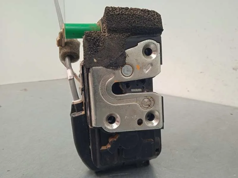 Cerradura Puerta Delantera Izquierda para Nissan Nv 200 (M20)