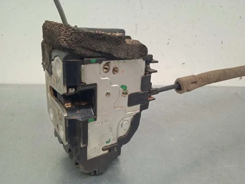 Cerradura Puerta Delantera Izquierda para Nissan Nv 200 (M20)