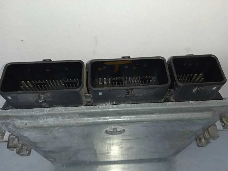Centralita Motor Uce para Renault Megane Iii Berlina 5 P