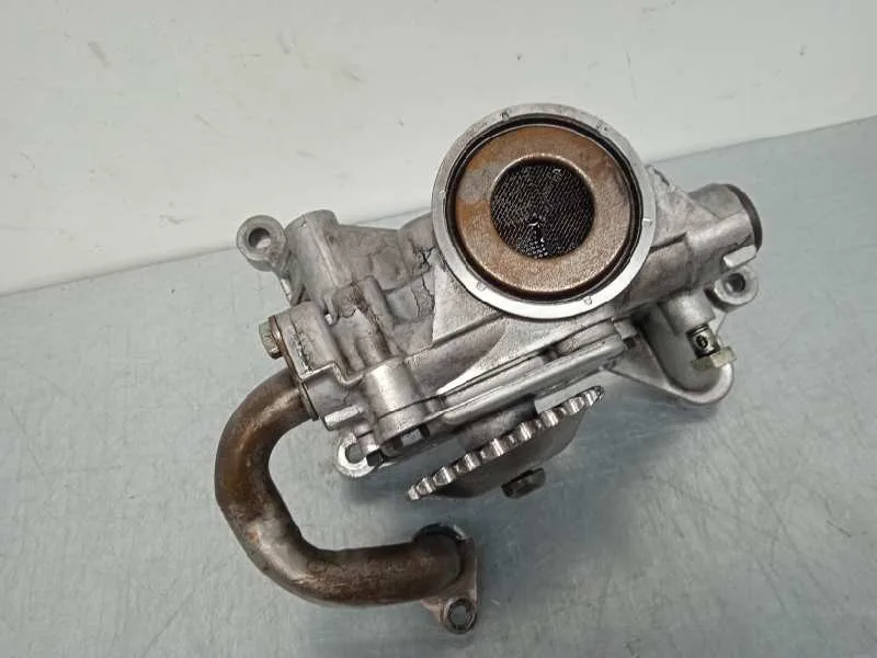 Bomba Aceite para Audi A6 Berlina (4B2)