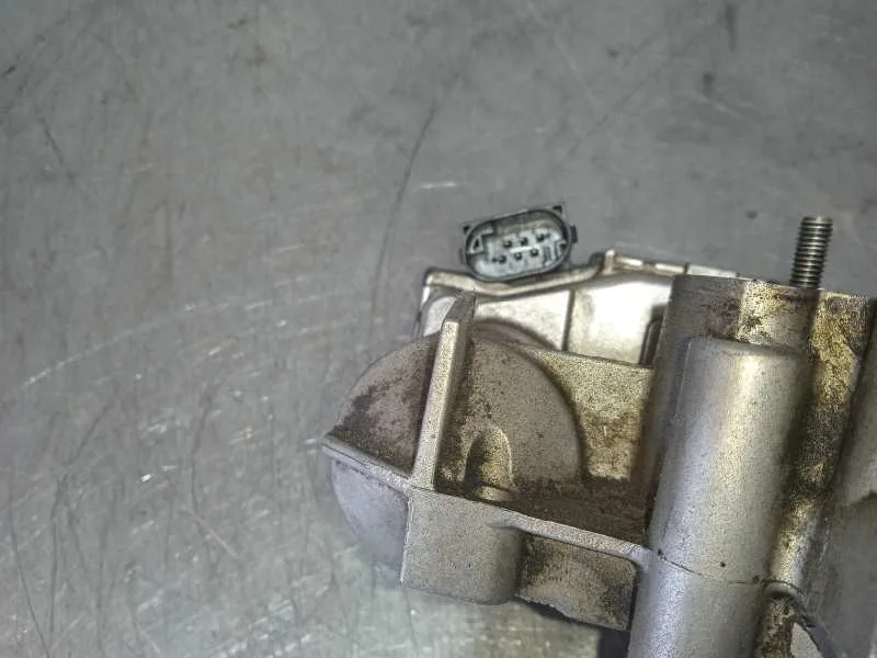 Caja Mariposa para Opel Corsa C