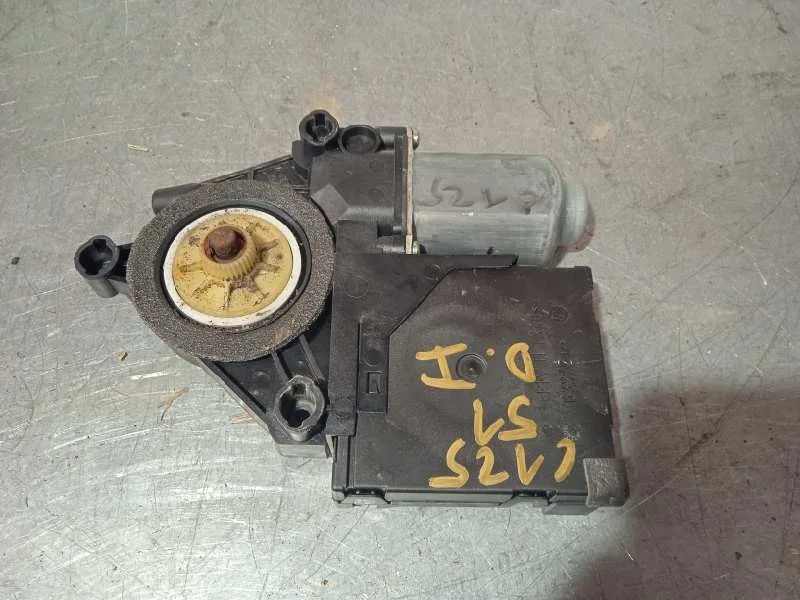 Motor Elevalunas Delantero Izquierdo para Volkswagen Golf V Berlina (1K1)