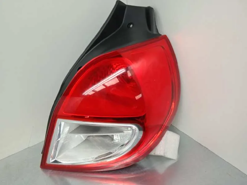 Piloto Trasero Derecho para Renault Clio Iii