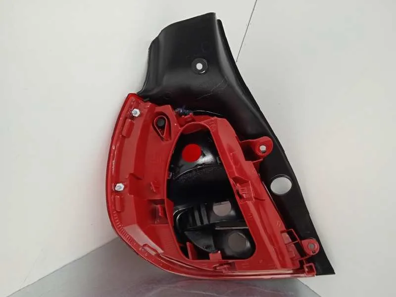 Piloto Trasero Derecho para Renault Clio Iii