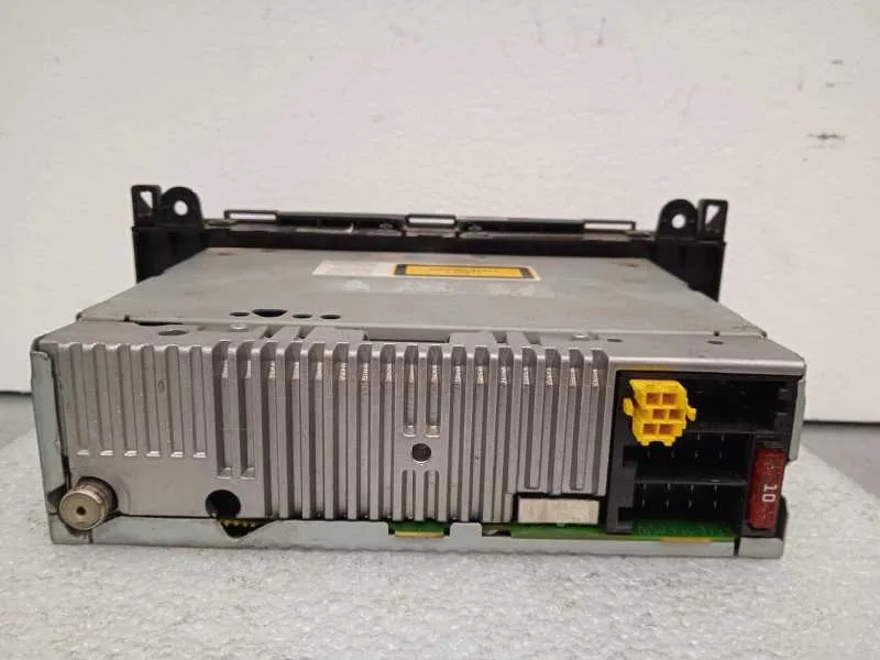 Sistema Audio / Radio Cd para Mercedes-Benz Clase B (W245)