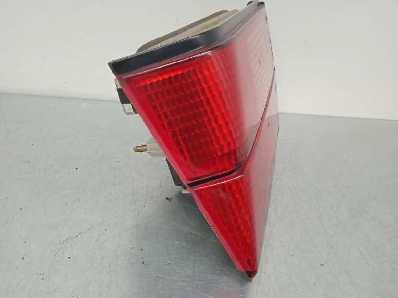 Piloto Trasero Derecho Interior para Bmw Serie 5 Berlina (E34)