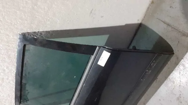 Puerta Trasera Derecha para Opel Zafira B