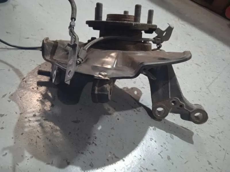 Mangueta Delantera Izquierda para Toyota Auris