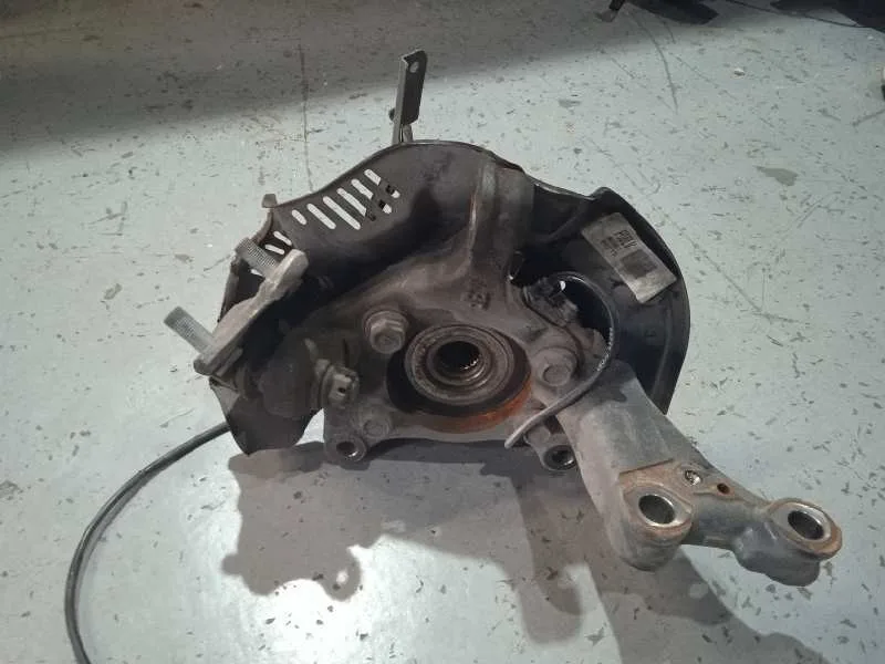 Mangueta Delantera Izquierda para Toyota Auris