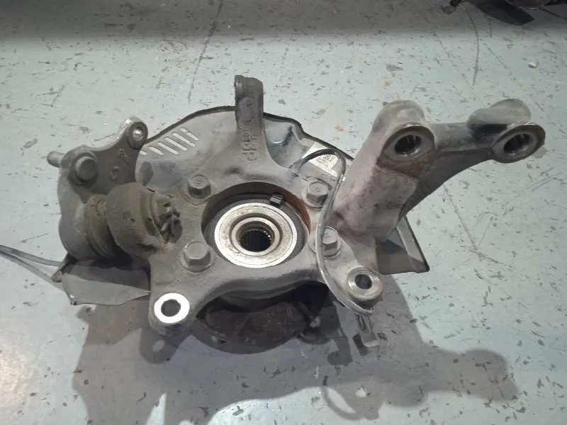 Mangueta Delantera Izquierda para Toyota Auris