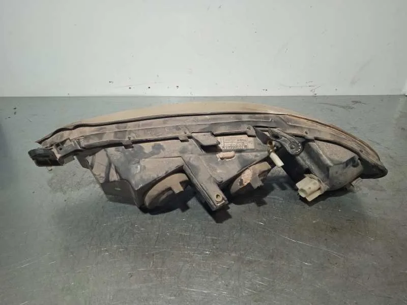 Faro Derecho para Opel Vectra B Berlina