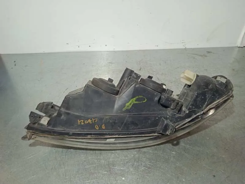 Faro Derecho para Opel Vectra B Berlina