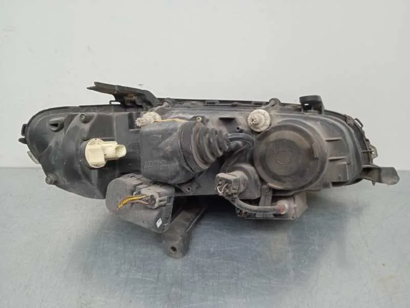 Faro Izquierdo para Opel Omega B