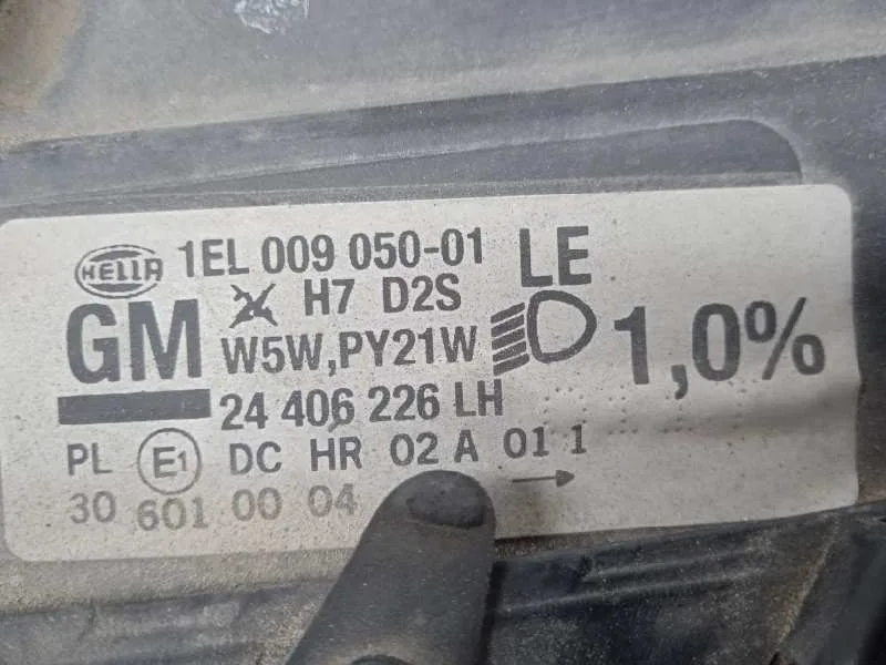 Faro Izquierdo para Opel Omega B