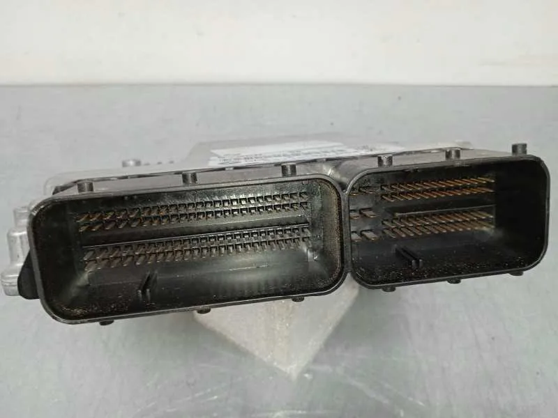 Centralita Motor Uce para Bmw Serie 1 Berlina (E81/E87)