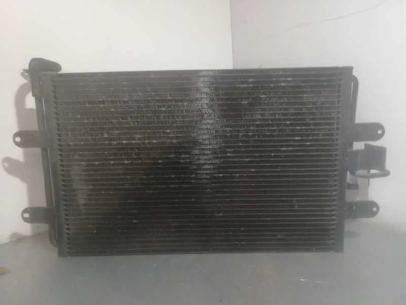 Condensador / Radiador Aire Acondicionado para Volkswagen Golf Iv Berlina (1J1)