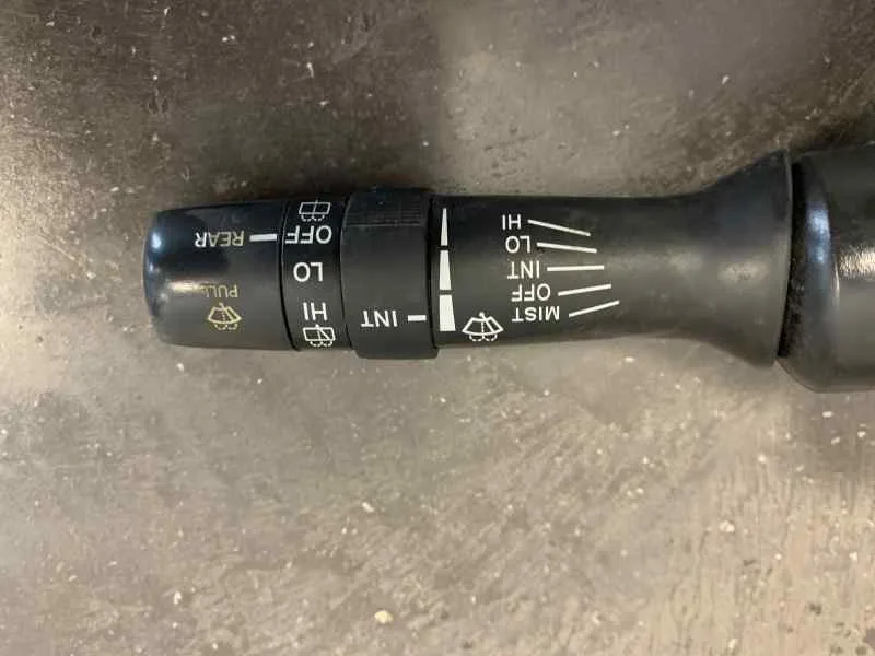 Mando Limpia para Toyota Auris