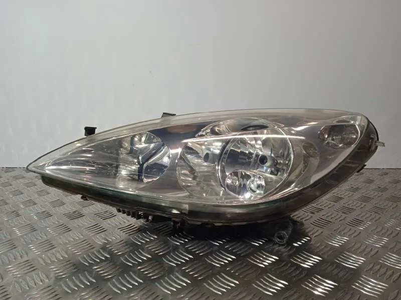 Faro Izquierdo para Peugeot 307 (S1)