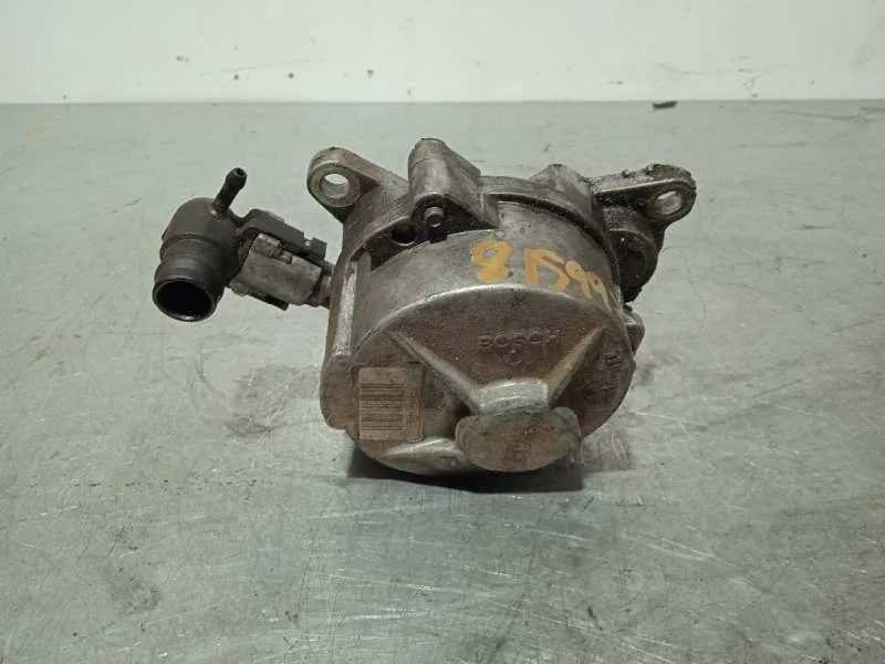 Depresor Freno / Bomba Vacio para Renault Trafic Combi (Ab 4.01)
