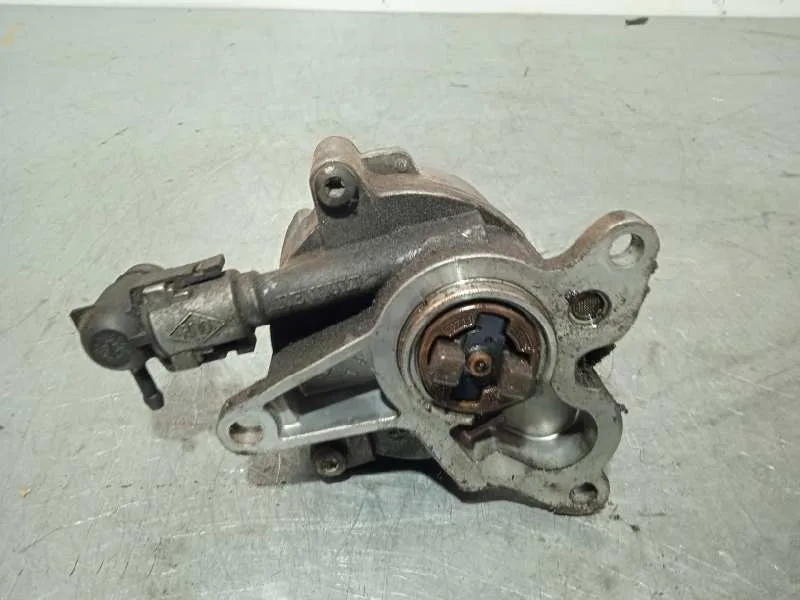 Depresor Freno / Bomba Vacio para Renault Trafic Combi (Ab 4.01)