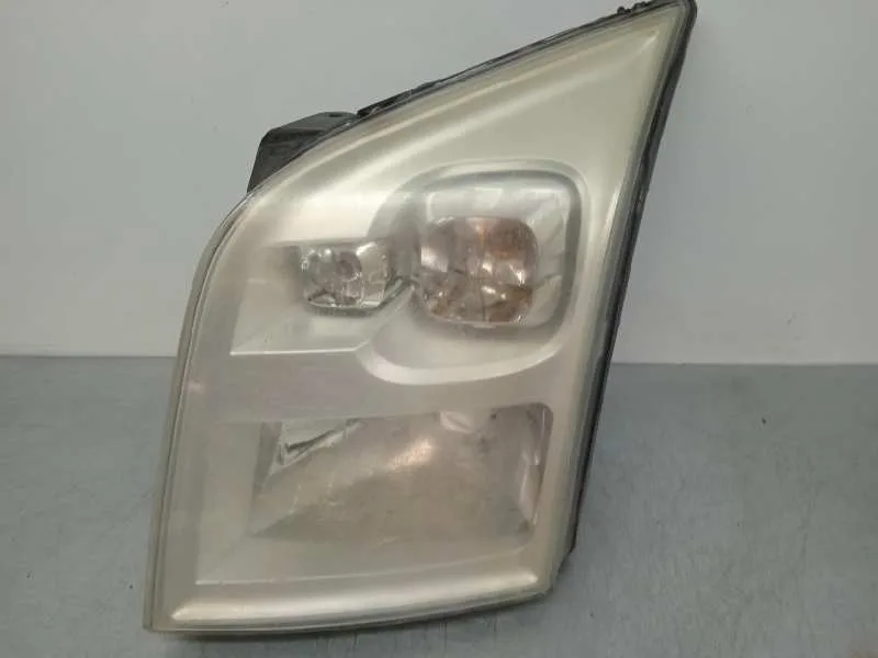 Faro Izquierdo para Ford Transit Caja Cerrada '06