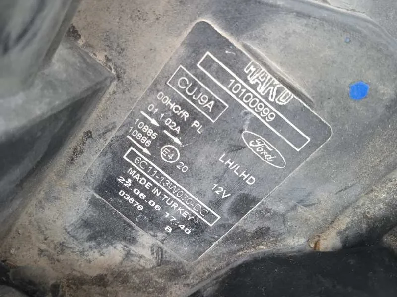 Faro Izquierdo para Ford Transit Caja Cerrada '06