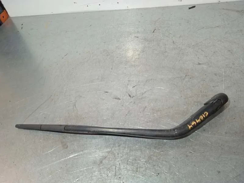 Brazo Limpia Trasero para Nissan Nv 200 (M20)