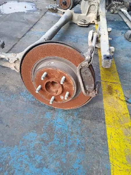 Puente Trasero para Opel Astra J Lim.