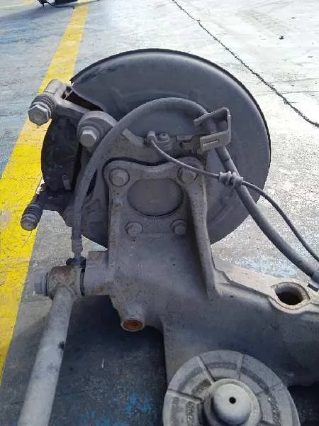 Puente Trasero para Opel Astra J Lim.