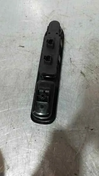 Mando Elevalunas Delantero Izquierdo para Peugeot 307 (S1)