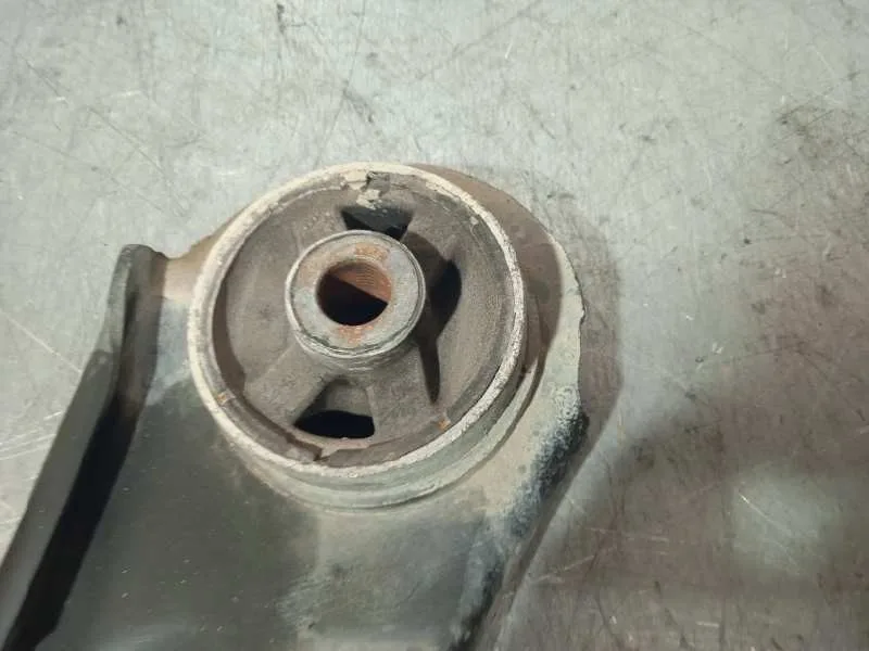 Brazo Suspension Inferior Delantero Derecho para Renault Laguna Iii