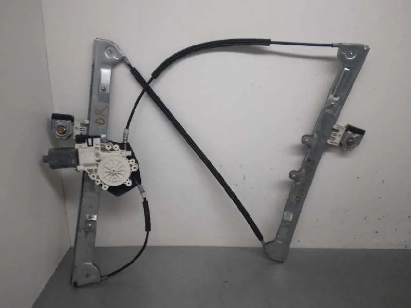 Elevalunas Delantero Derecho para Mitsubishi Colt Berlina 3 (Cz)