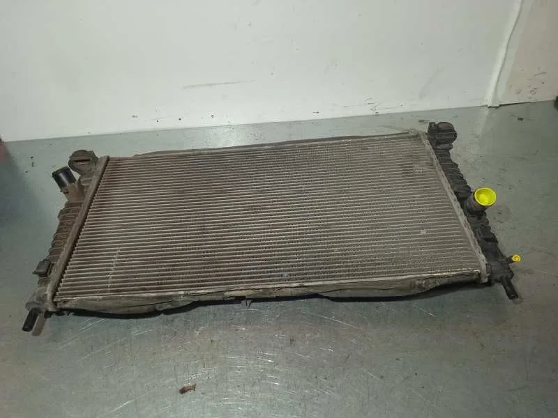 Radiador Agua para Ford Focus Berlina (Cap)