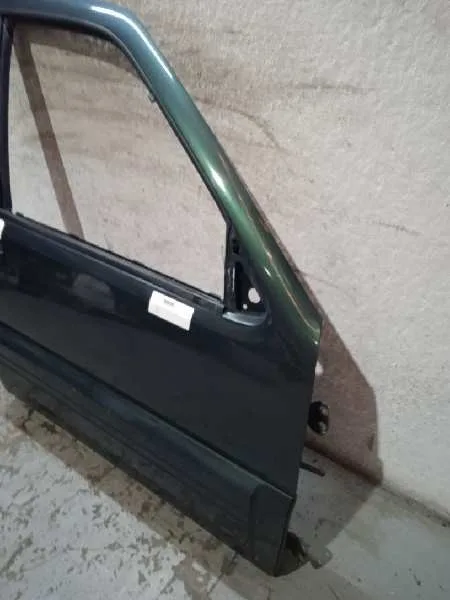 Puerta Delantera Derecha para Nissan Terrano/Terrano.ii (R20)