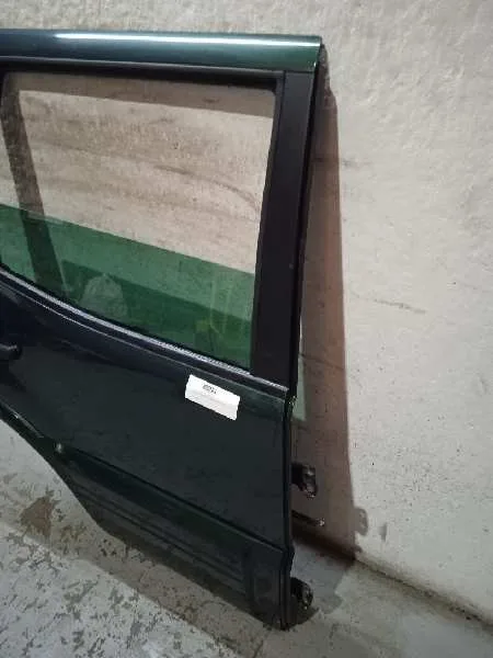 Puerta Trasera Derecha para Nissan Terrano/Terrano.ii (R20)